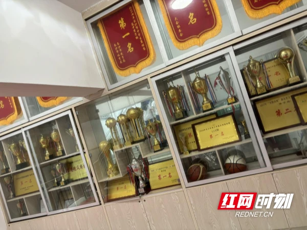 青少年学生篮球训练营发言稿_2